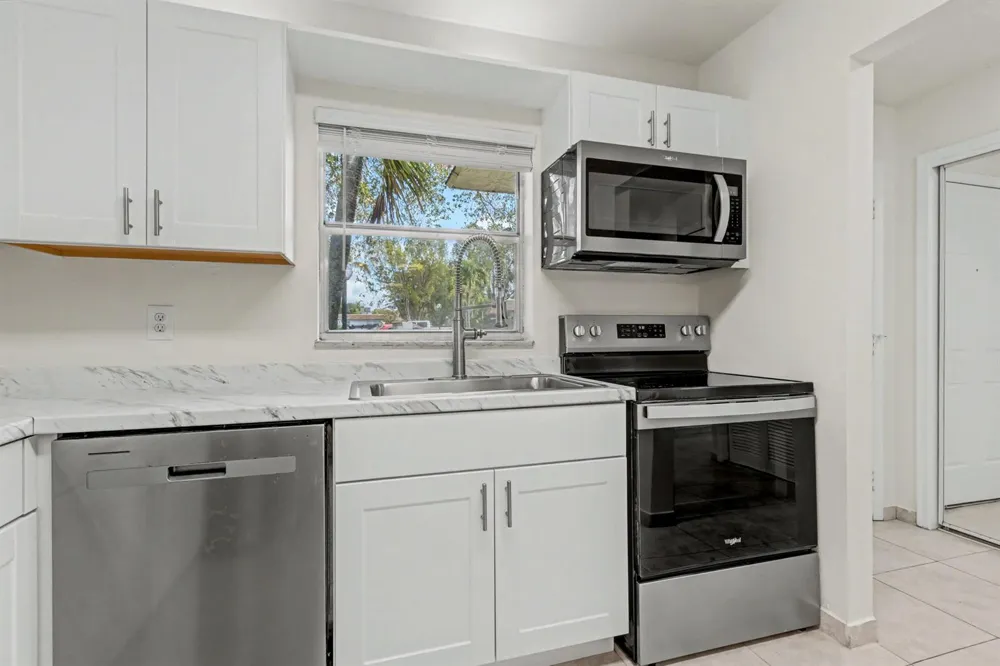 437 SW Natura Avenue #F Deerfield Beach, FL 33441