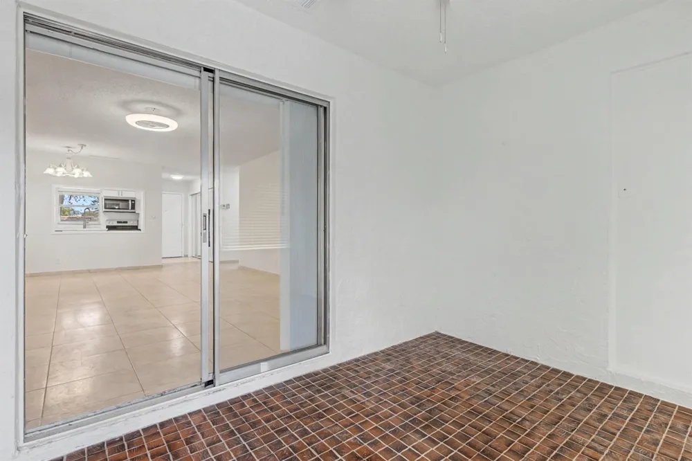 437 SW Natura Avenue #F Deerfield Beach, FL 33441