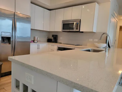 999 SW 1st Avenue #1914