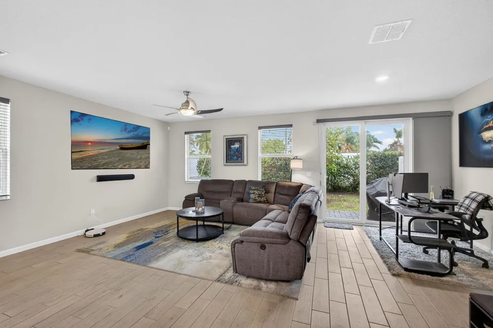 1700 Lindley Street Mangonia Park, FL 33407
