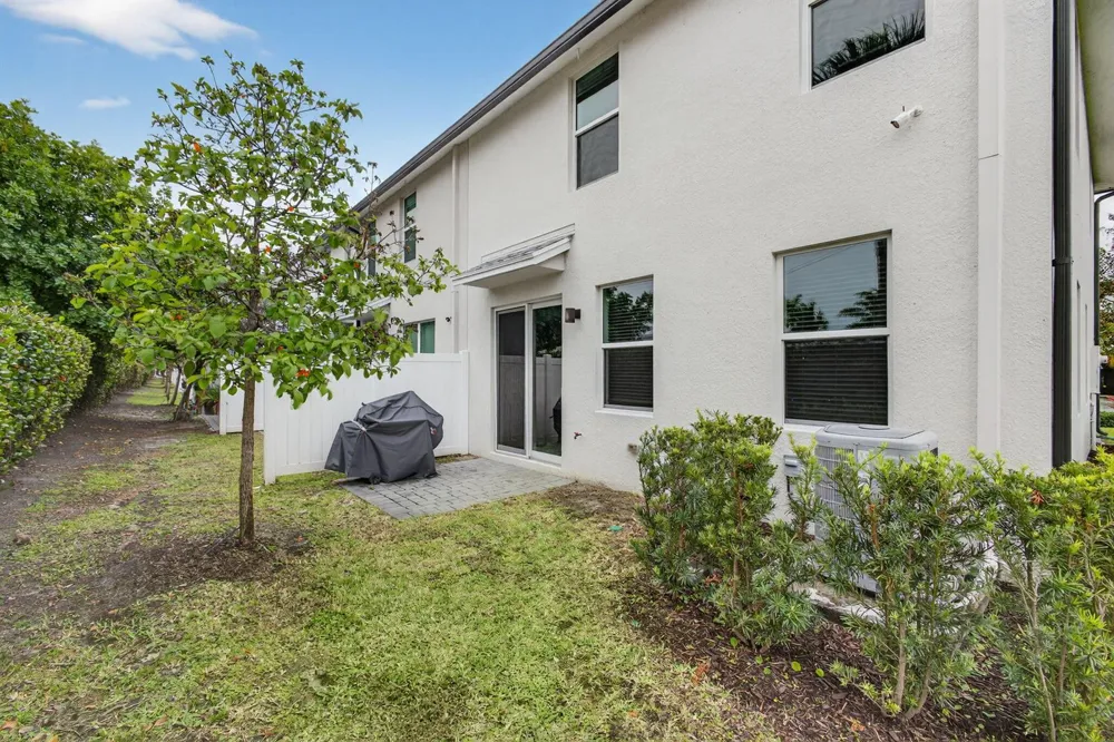 1700 Lindley Street Mangonia Park, FL 33407