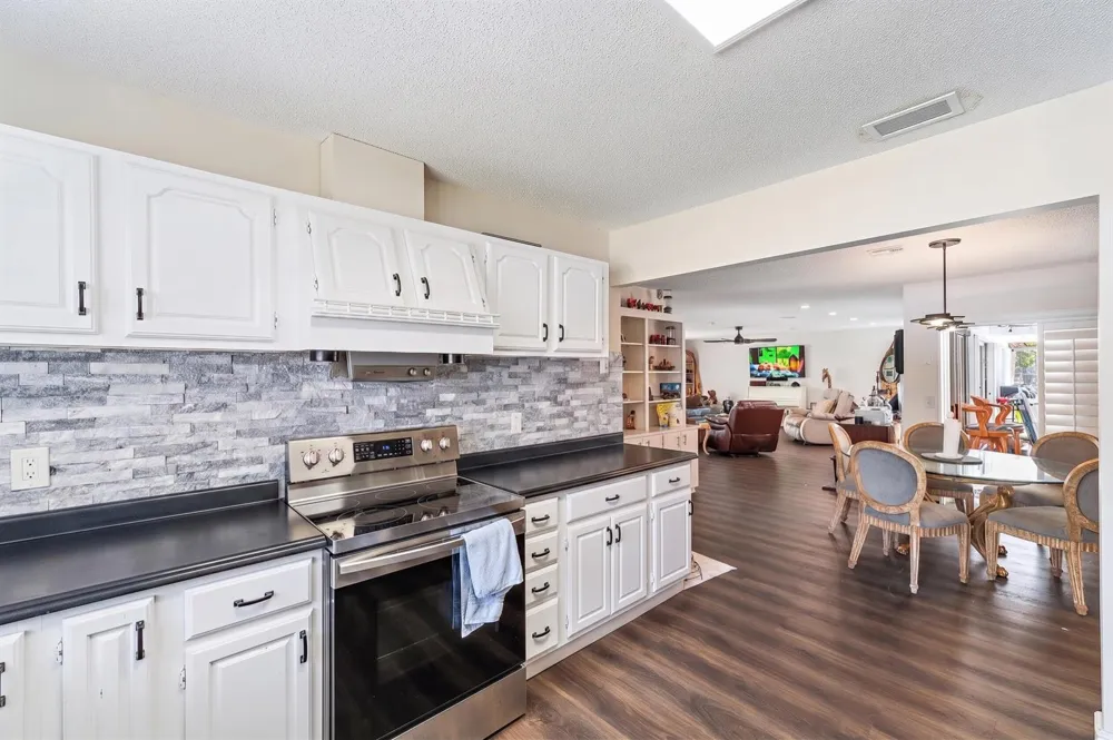 16411 Jupiter Farms Road Jupiter, FL 33478