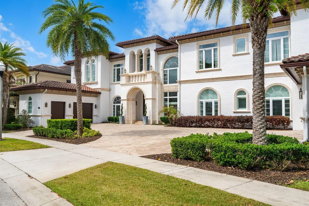 430 Muirfield Loop Kissimmee, FL 34747
