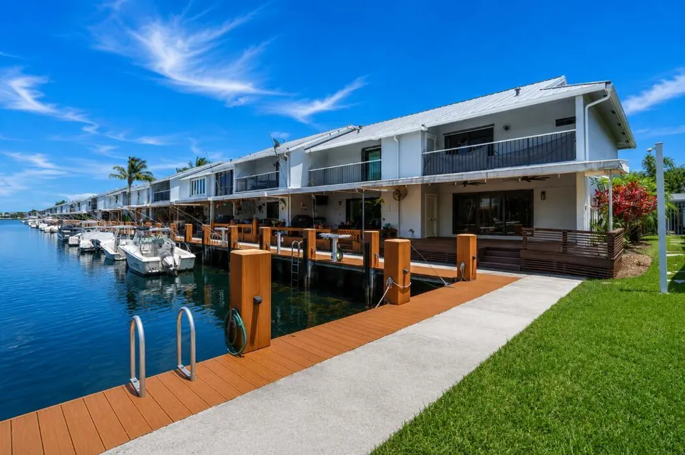 611 NE 12th Terrace #1 Boynton Beach, FL 33435