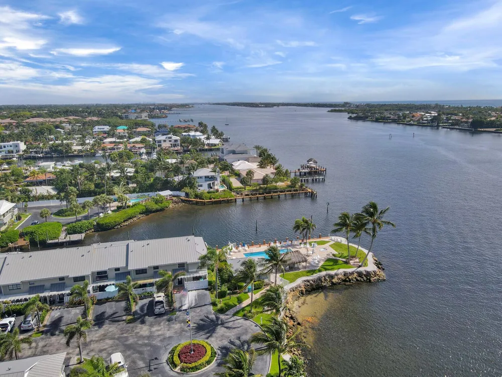 611 NE 12th Terrace #1 Boynton Beach, FL 33435