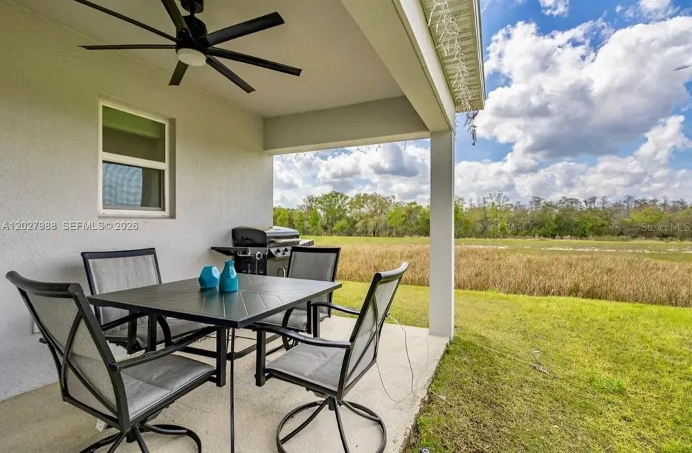 1136 Papaya Cir Davenport, FL 33897