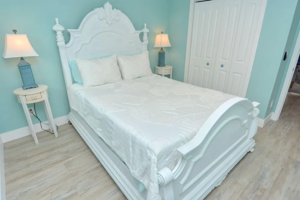 1315 NE Flora Place Jensen Beach, FL 34957
