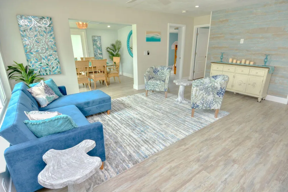 1315 NE Flora Place Jensen Beach, FL 34957