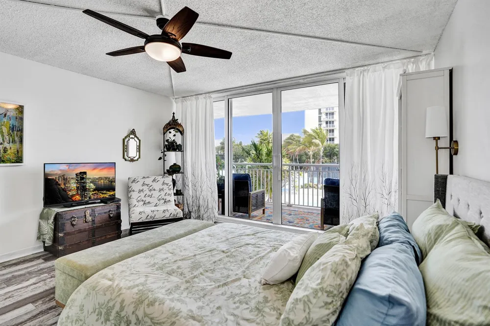 3546 S Ocean Boulevard #327 South Palm Beach, FL 33480
