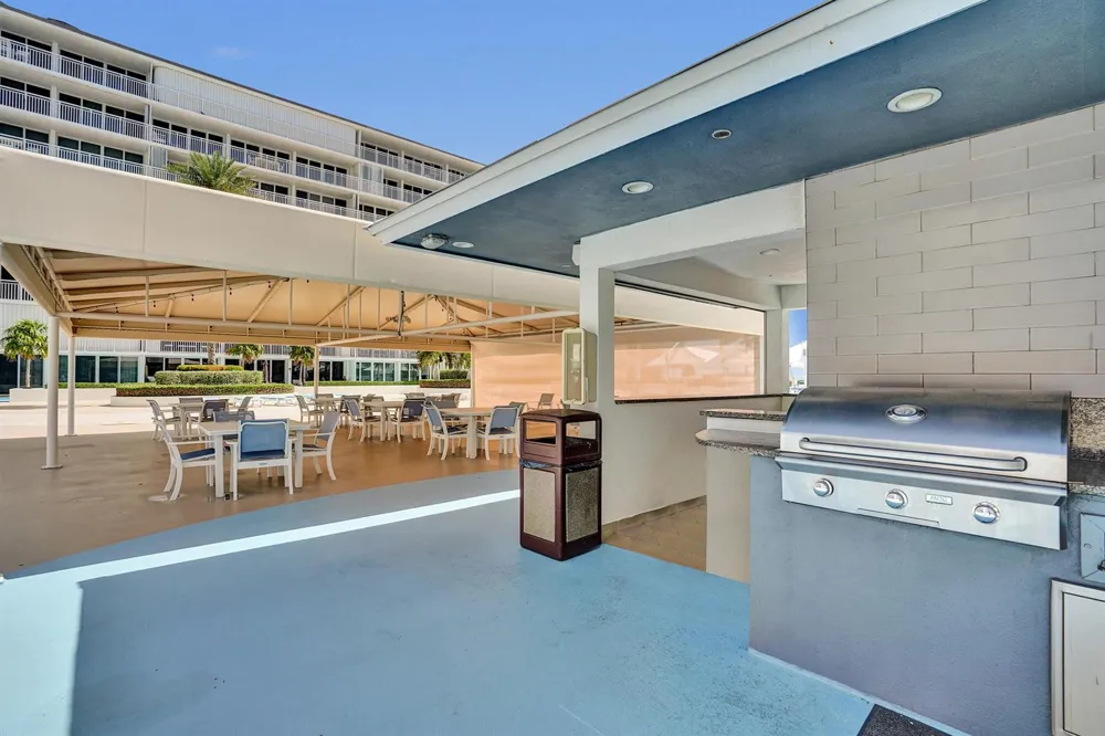 3546 S Ocean Boulevard #327 South Palm Beach, FL 33480