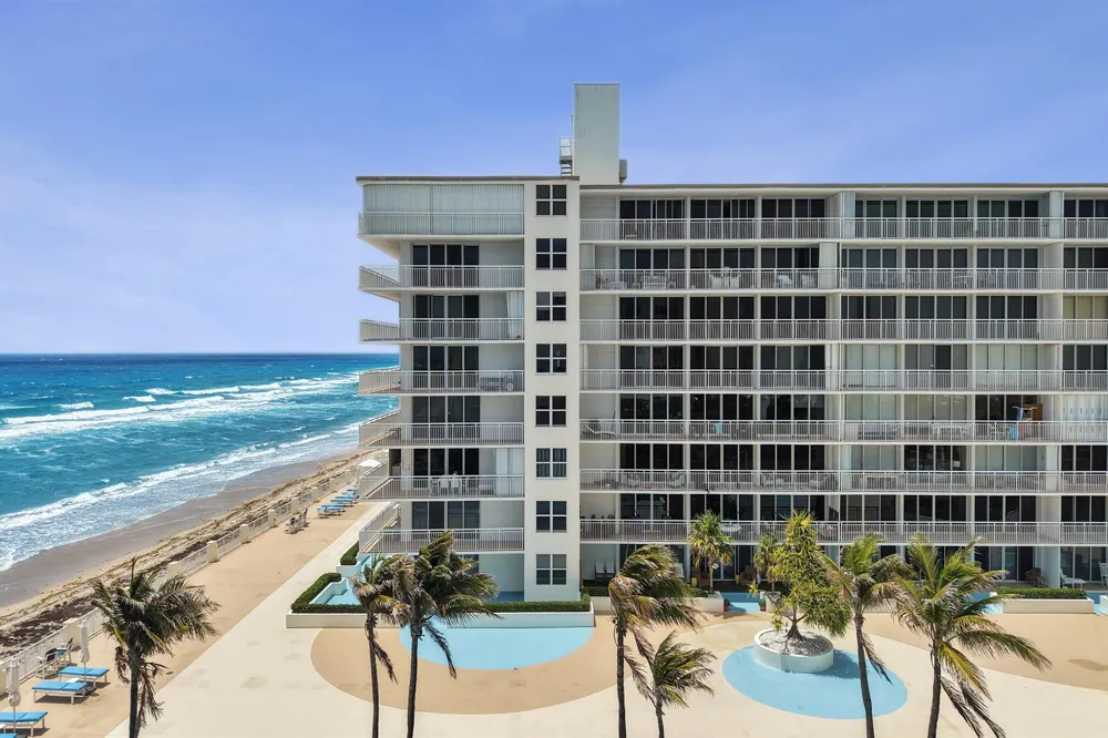 3546 S Ocean Boulevard #327 South Palm Beach, FL 33480
