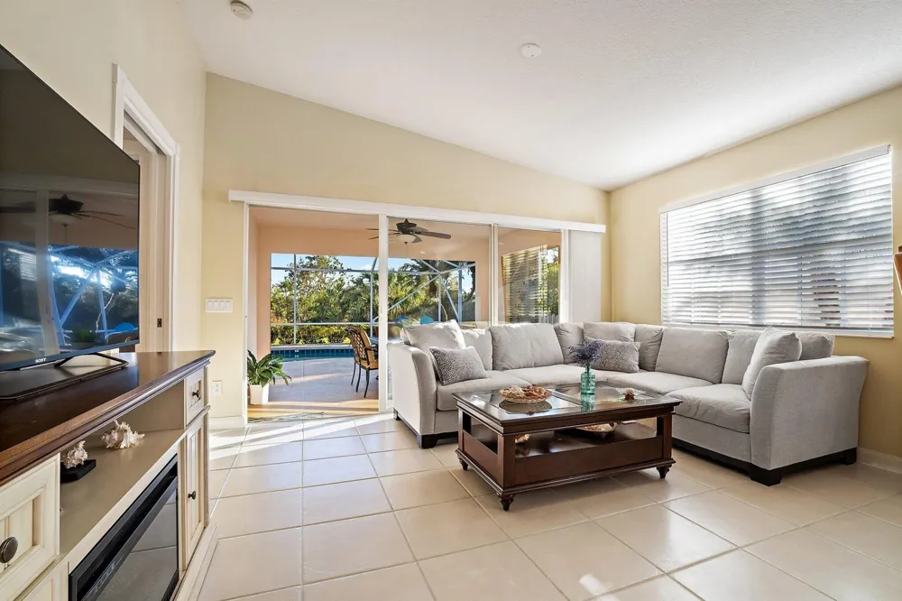 8991 SE Eldorado Way Hobe Sound, FL 33455