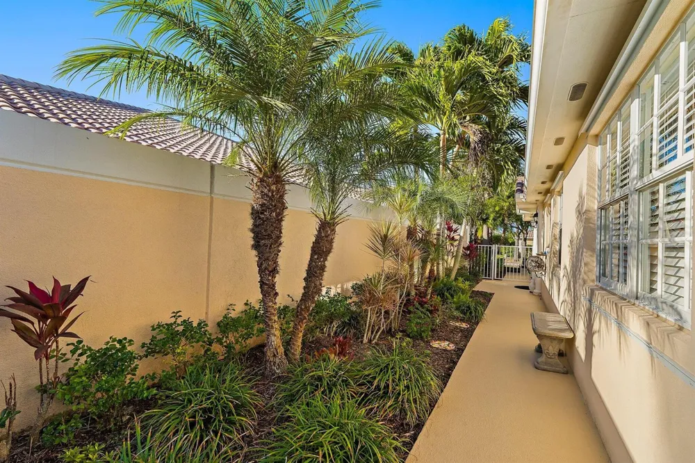 8991 SE Eldorado Way Hobe Sound, FL 33455