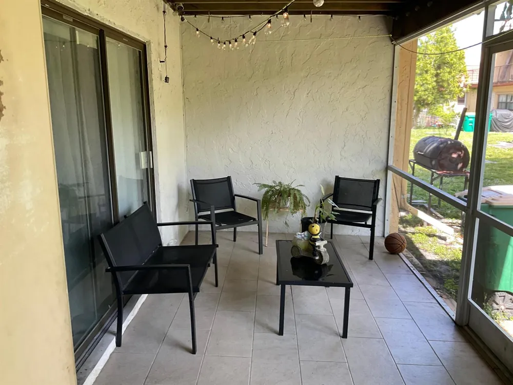 64 Canterbury Lane Tamarac, FL 33319