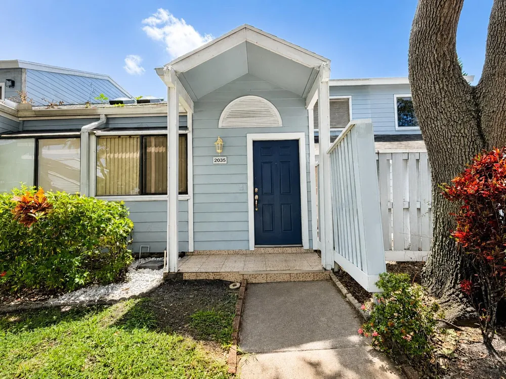 2035 Winners Circle North Lauderdale, FL 33068