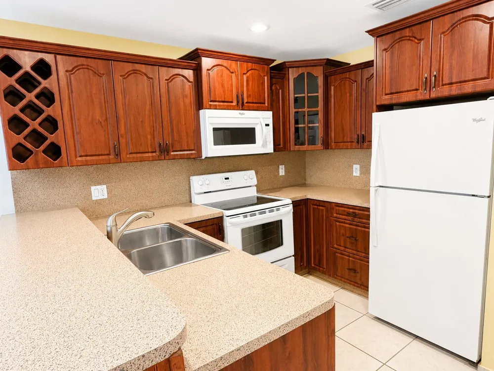 2035 Winners Circle North Lauderdale, FL 33068