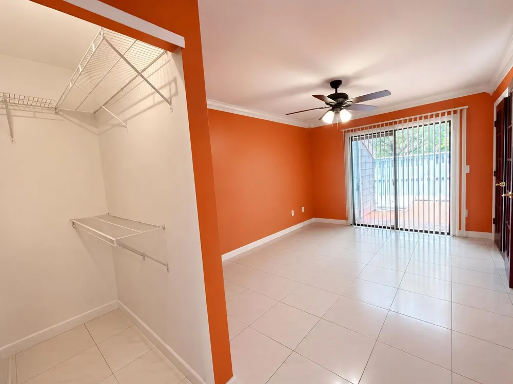 2035 Winners Circle North Lauderdale, FL 33068