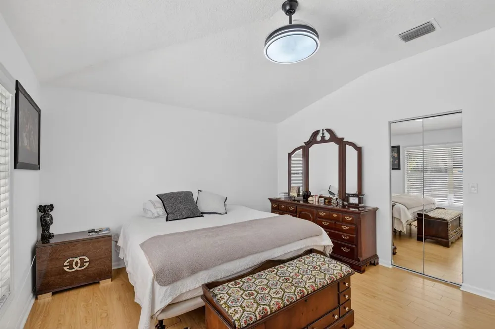 1084 Aspri Way Riviera Beach, FL 33418