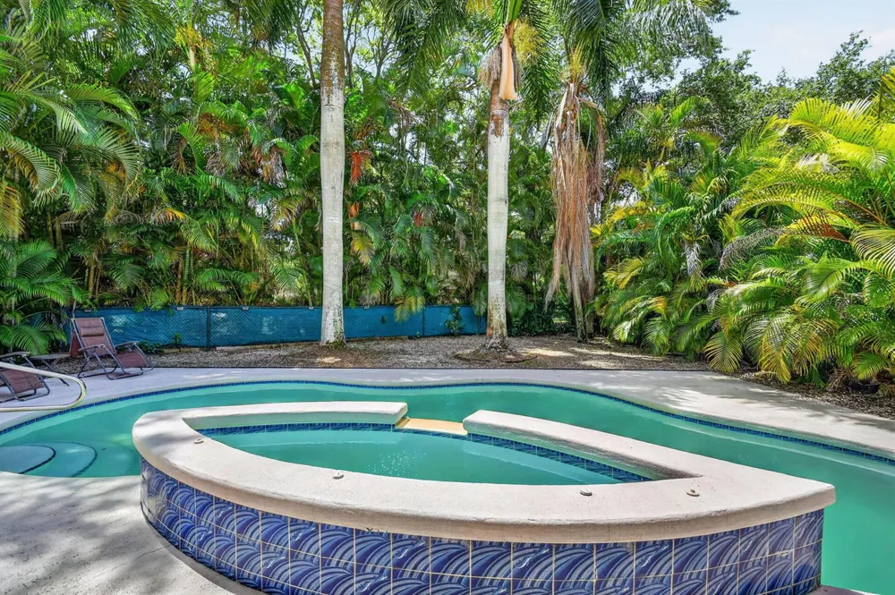 1084 Aspri Way Riviera Beach, FL 33418