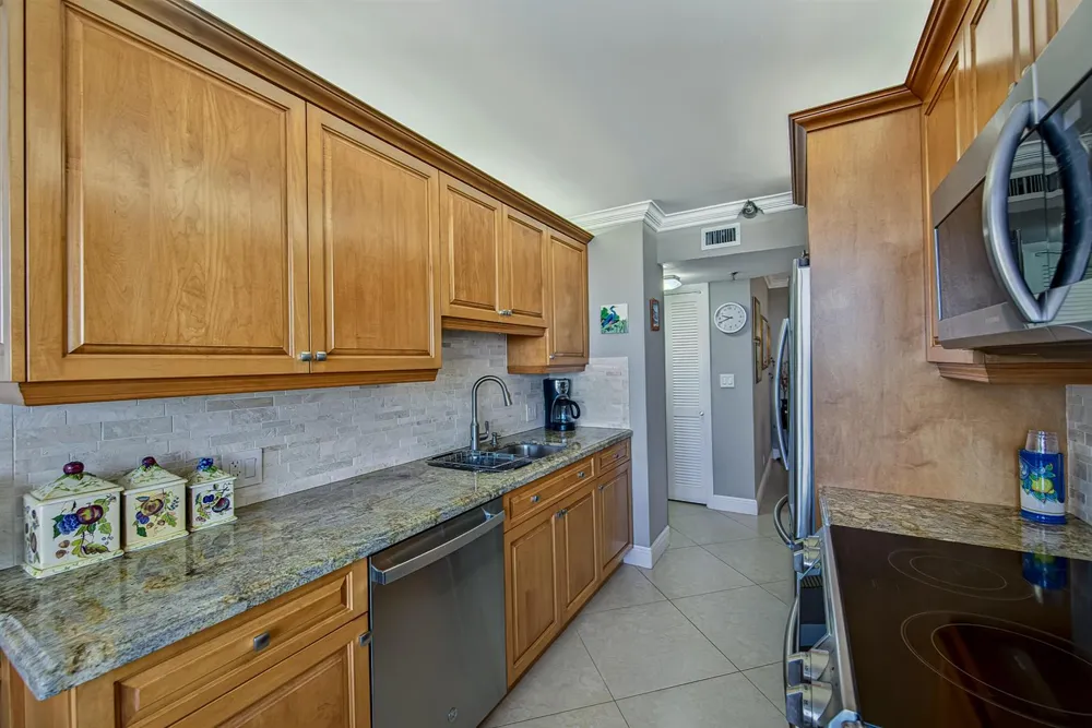 1500 Ocean Boulevard #803 Pompano Beach, FL 33062
