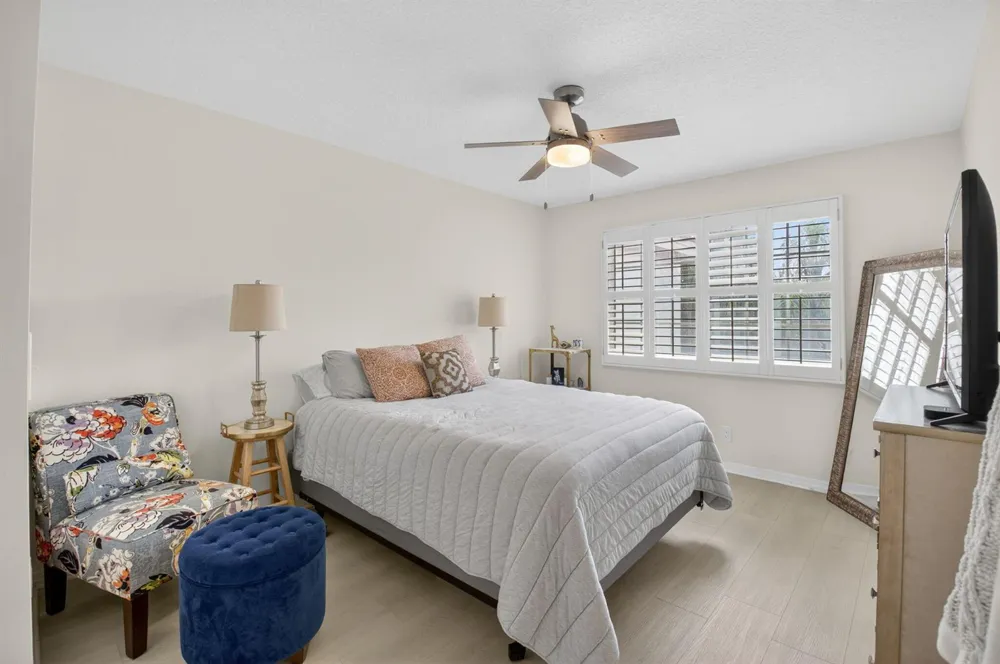 5111 Sabal Gardens Lane #4 Boca Raton, FL 33487