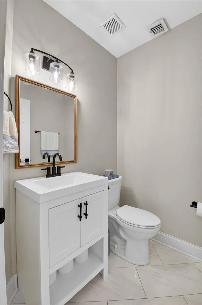 5111 Sabal Gardens Lane #4 Boca Raton, FL 33487