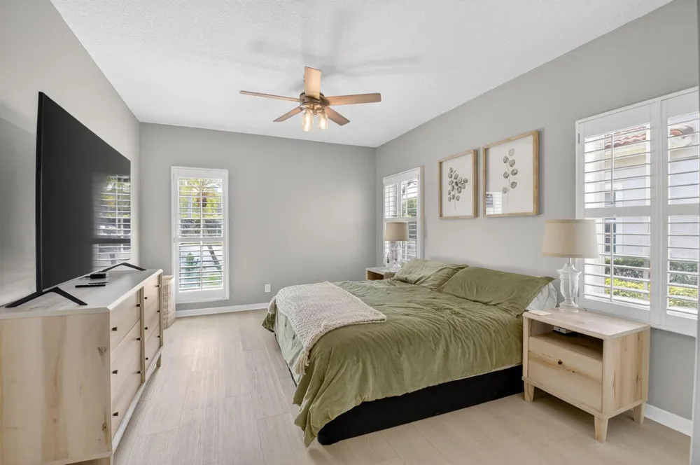 5111 Sabal Gardens Lane #4 Boca Raton, FL 33487