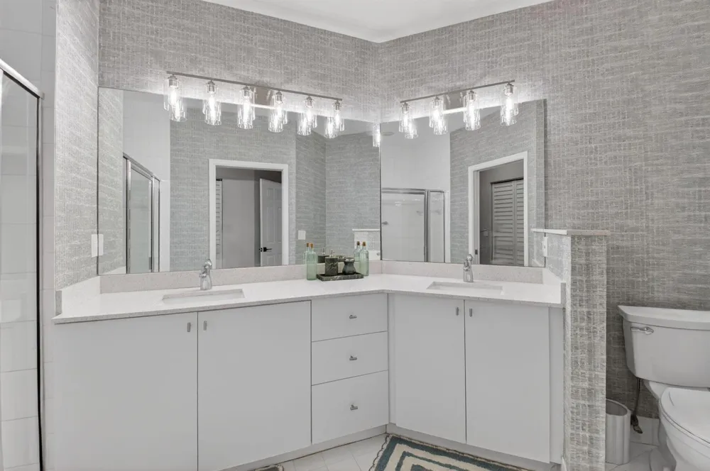 5111 Sabal Gardens Lane #4 Boca Raton, FL 33487
