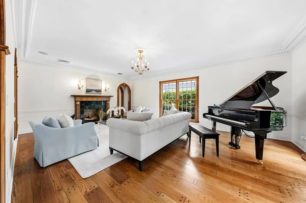 19153 SE Jupiter River Drive Jupiter, FL 33458