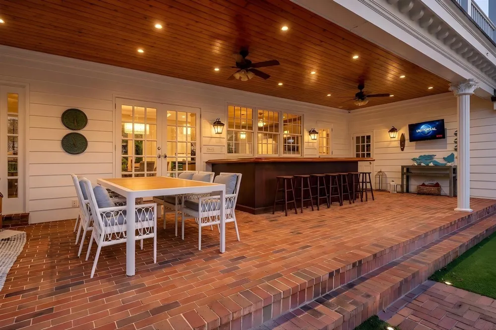 19153 SE Jupiter River Drive Jupiter, FL 33458