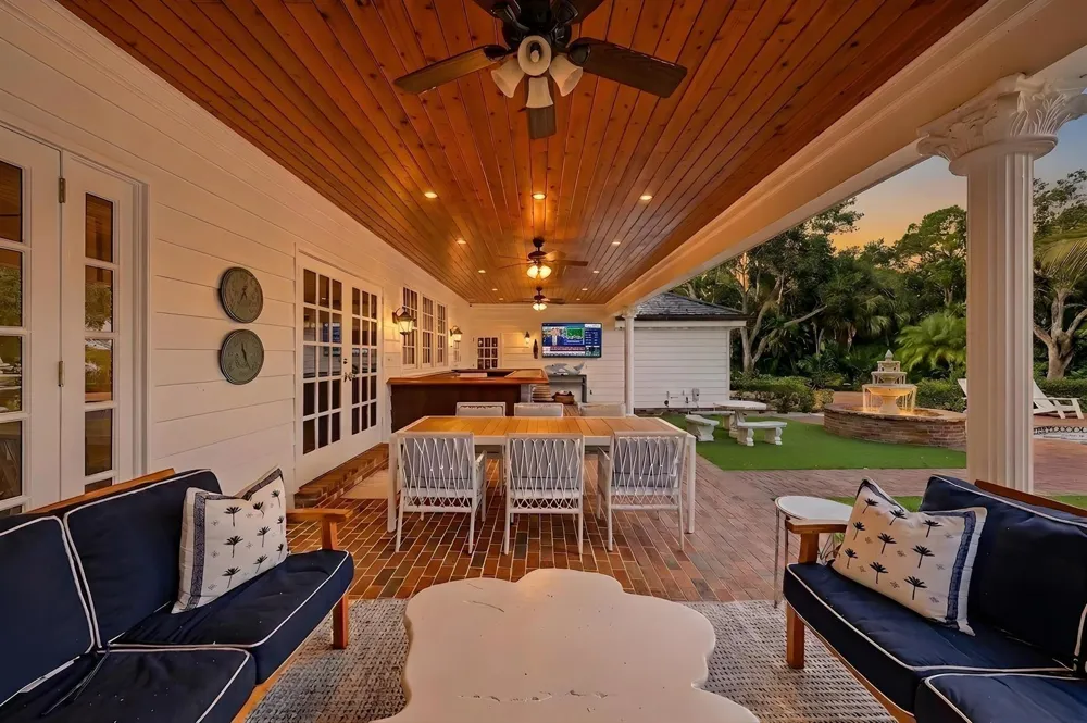 19153 SE Jupiter River Drive Jupiter, FL 33458