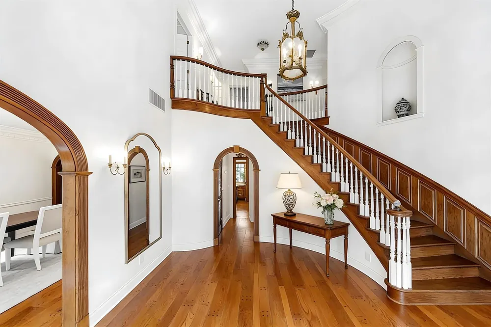 19153 SE Jupiter River Drive Jupiter, FL 33458