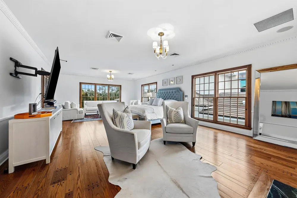 19153 SE Jupiter River Drive Jupiter, FL 33458