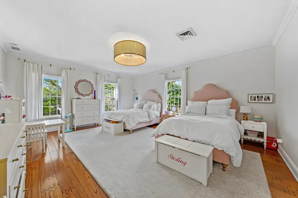 19153 SE Jupiter River Drive Jupiter, FL 33458