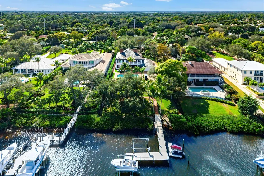 19153 SE Jupiter River Drive Jupiter, FL 33458