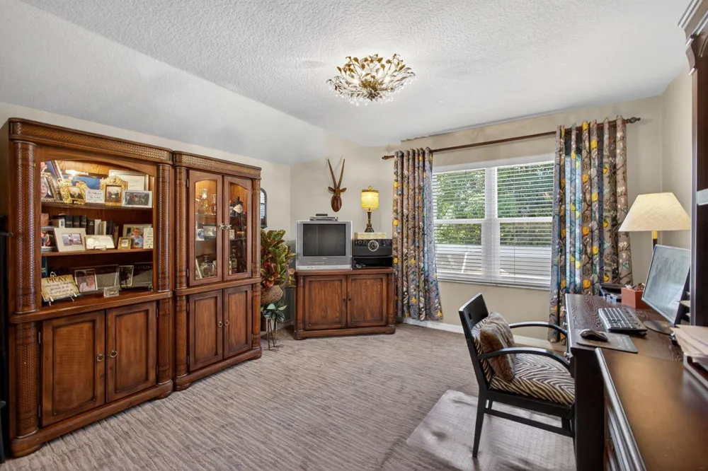 5137 Elpine Way Riviera Beach, FL 33418