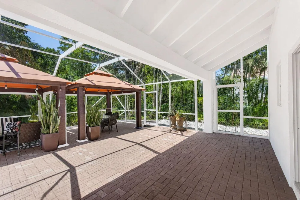 5137 Elpine Way Riviera Beach, FL 33418