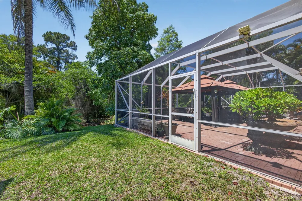 5137 Elpine Way Riviera Beach, FL 33418