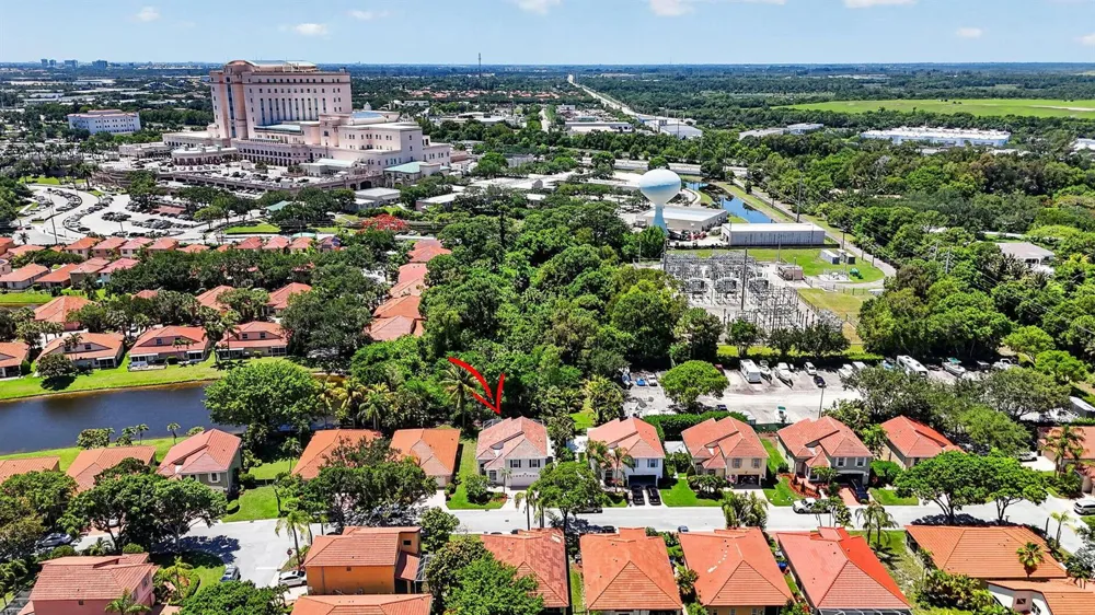 5137 Elpine Way Riviera Beach, FL 33418