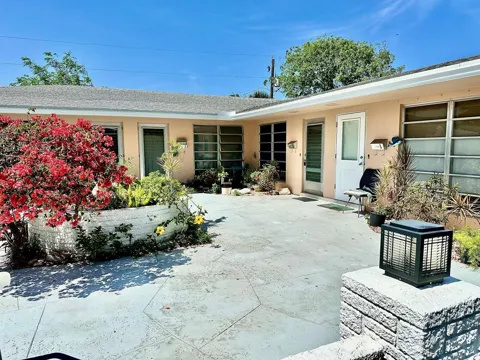 1261 SE 4th Street #2
