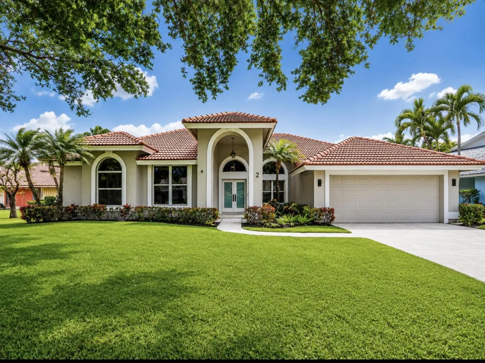 2 Old Fence Road Palm Beach Gardens, FL 33418
