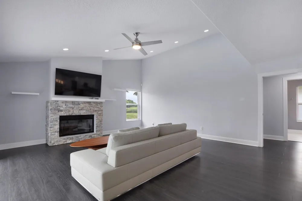 2 Old Fence Road Palm Beach Gardens, FL 33418