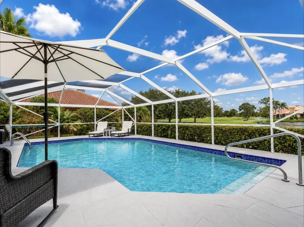 2 Old Fence Road Palm Beach Gardens, FL 33418