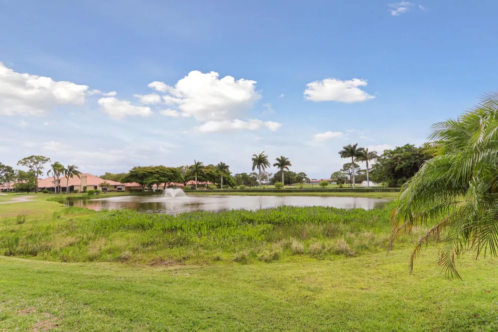 2 Old Fence Road Palm Beach Gardens, FL 33418