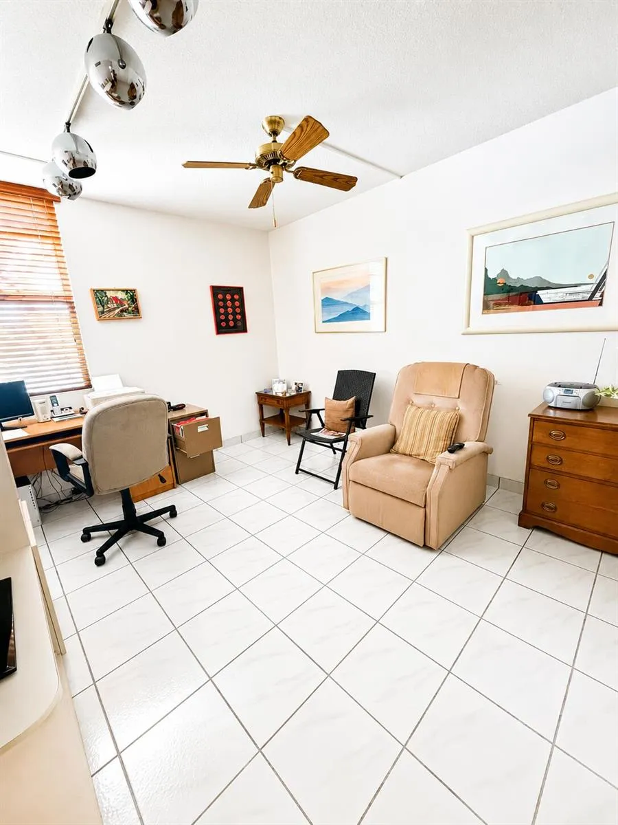 20301 W Country Club Drive #329 Aventura, FL 33180