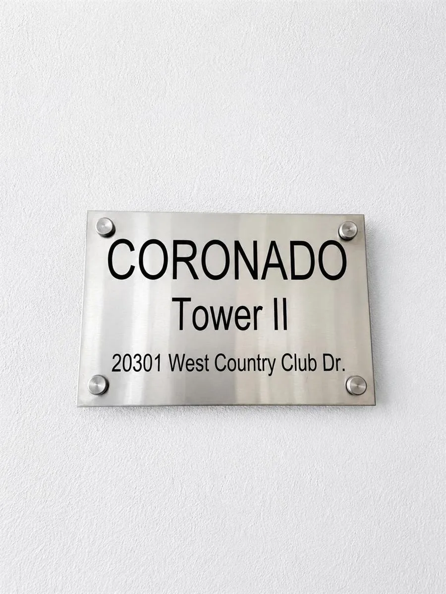 20301 W Country Club Drive #329 Aventura, FL 33180