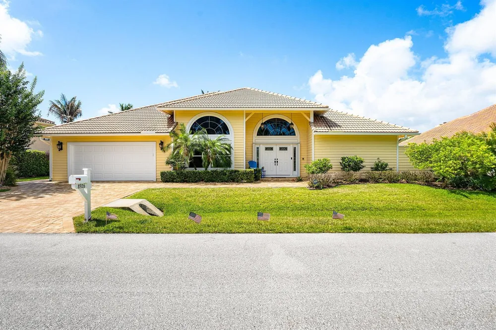 8926 SE North Passage Way Jupiter, FL 33469