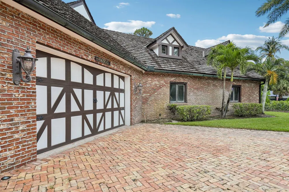 14900 Stirrup Lane Wellington, FL 33414