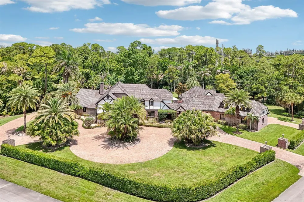 14900 Stirrup Lane Wellington, FL 33414