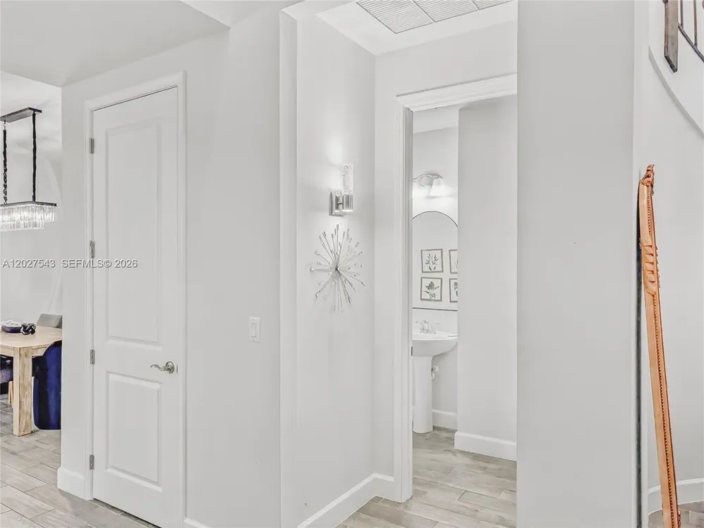 15943 Whippoorwill CIR Westlake, FL 33470
